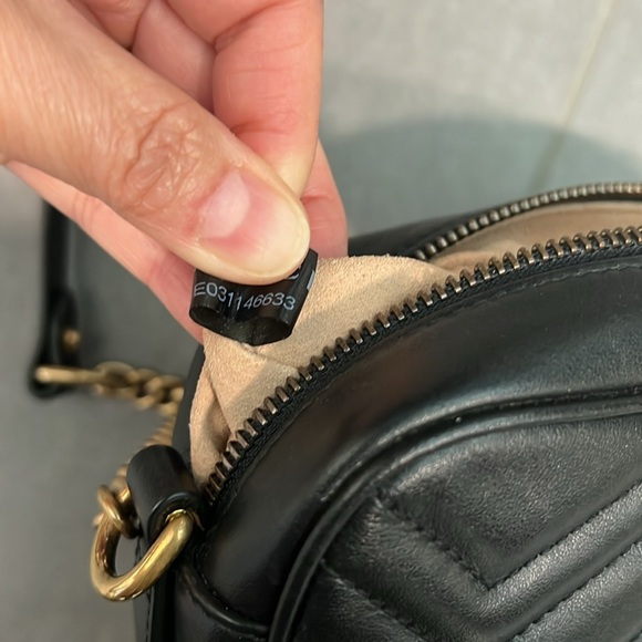 Gucci Black Leather Crossbody Bag - Picture 6 of 7